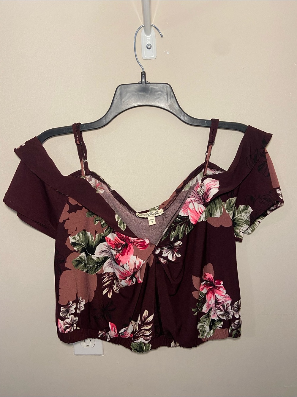 Express Floral Off-Shoulder Crop Top - Burgundy